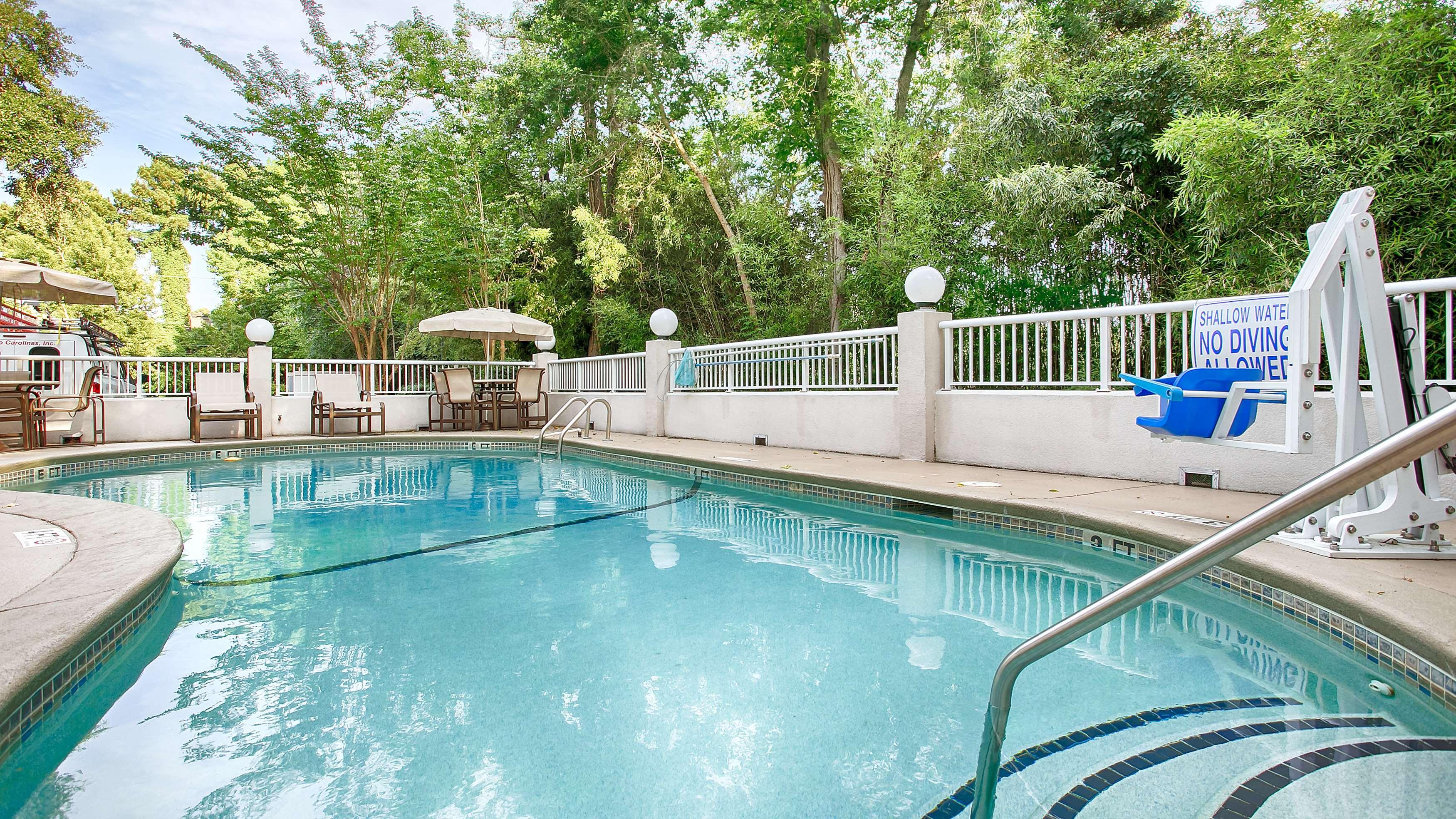 Western Patriots Point Hotel 3*