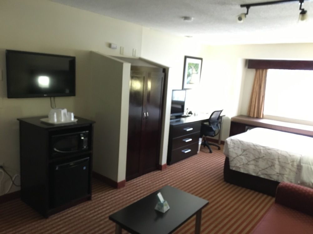 Hotel Western Patriots Point 3*