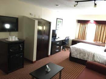 Hotel Western Patriots Point 3*